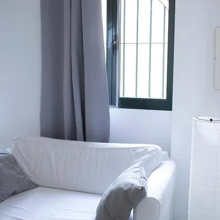 Appartamento Atico Con Balcon En Pleno Centro Siviglia
