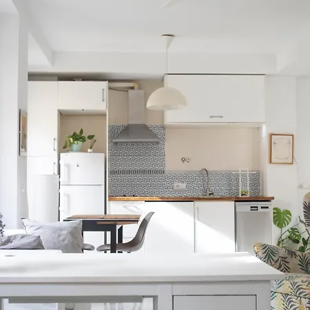 Appartamento Atico Con Balcon En Pleno Centro Siviglia