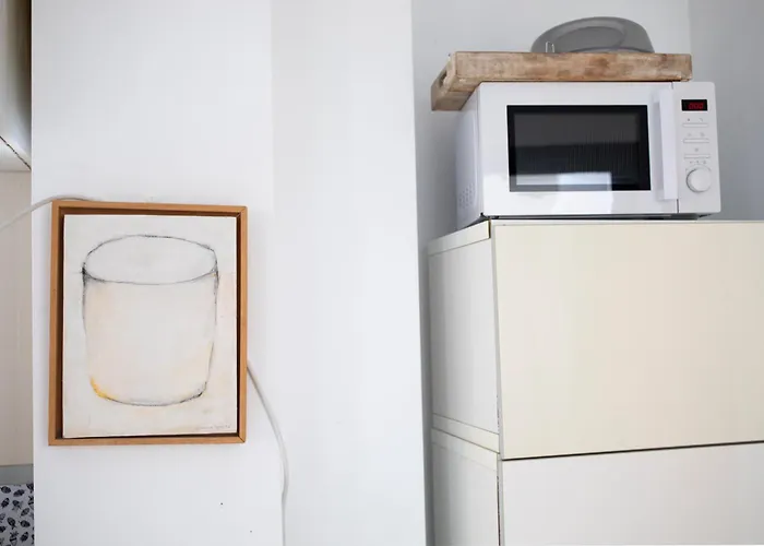 Atico Con Balcon En Pleno Centro Apartmán